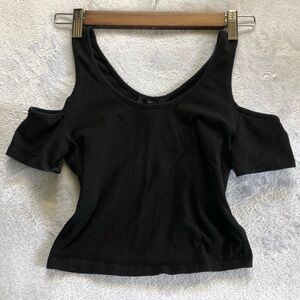 Forever 21 cold shoulder cut out black crop top